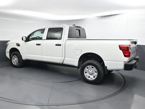 2022 Nissan Titan XD S