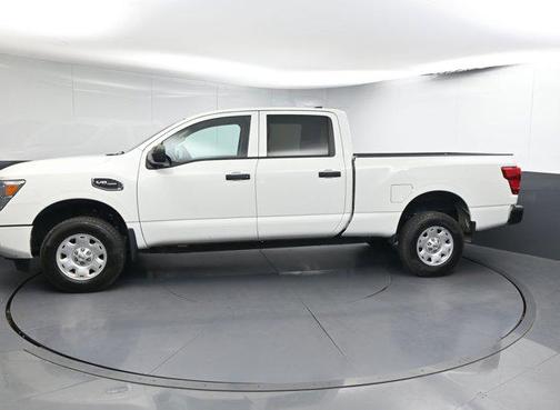 2022 Nissan Titan XD S