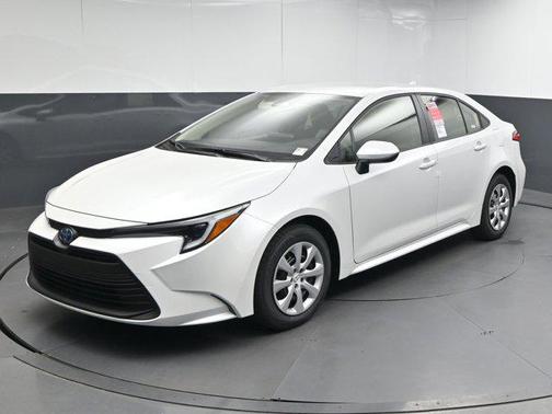 2025 Toyota Corolla Hybrid LE