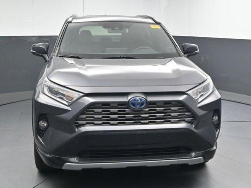 2021 Toyota RAV4 Hybrid SE
