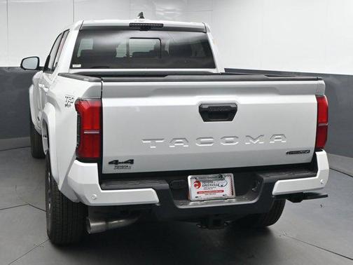 2025 Toyota Tacoma Hybrid TRD Sport