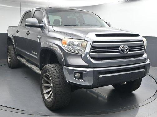 2014 Toyota Tundra SR5