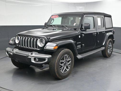 2024 Jeep Wrangler 4-Door Sahara 4x4