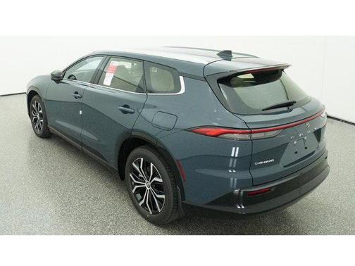 2026 Toyota Crown Signia XLE