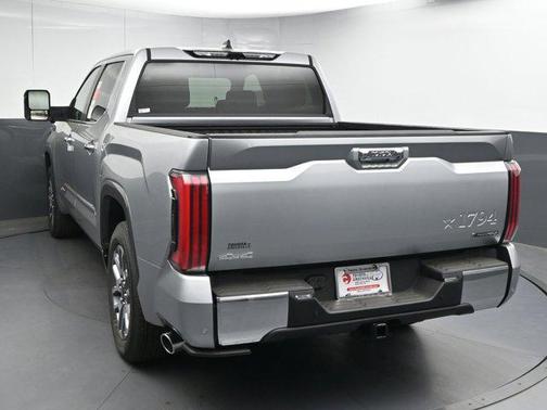 2025 Toyota Tundra Hybrid 1794 Edition