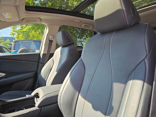 Platinum White Pearl 2023 Acura RDX Technology Package