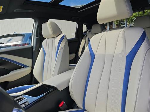 2025 Acura ADX w/A-Spec Advance Package