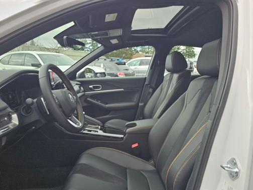 Platinum White Pearl 2026 Acura Integra FWD A-Spec with Technology