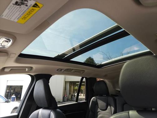 2019 Volvo XC90 T6 Momentum
