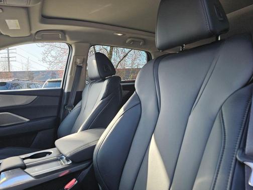 2023 Acura MDX Standard