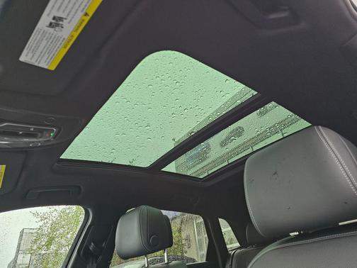 2022 Audi e-tron S Premium Plus