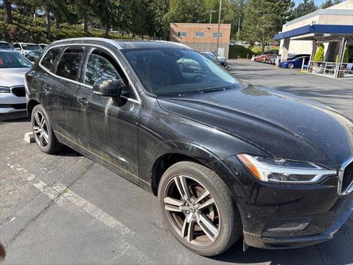 2018 Volvo XC60 T5 Momentum