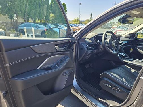 2026 Acura MDX Advance Package