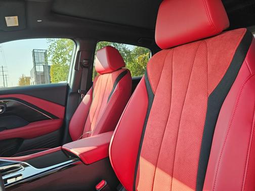2025 Acura ADX A-Spec