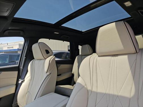 2026 Acura MDX w/A-Spec Advance Package