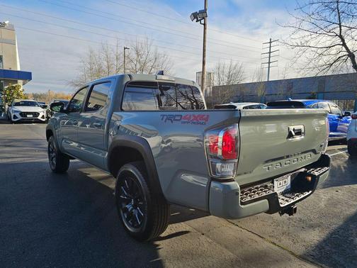 2022 Toyota Tacoma TRD Off Road