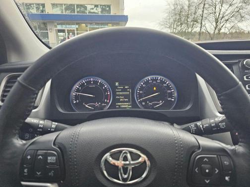 2017 Toyota Highlander Limited Platinum