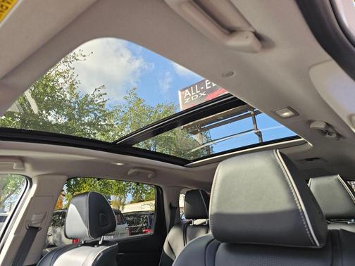 2023 Acura MDX Advance Package