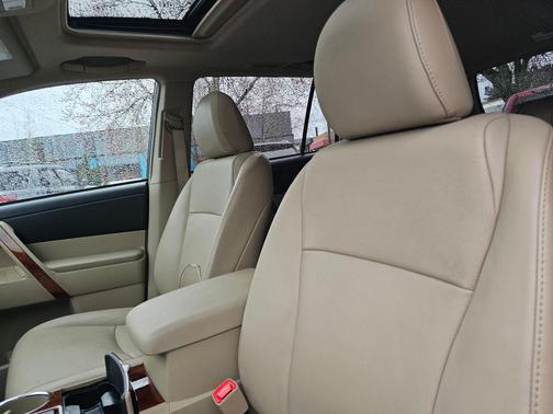 2011 Toyota Highlander Limited