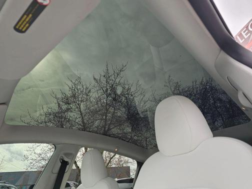 2024 Tesla Model Y Performance Dual Motor All-Wheel Drive