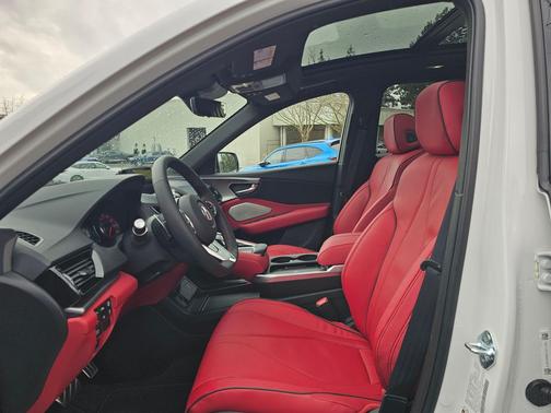 Platinum White Pearl 2026 Acura RDX A-Spec Advance Package