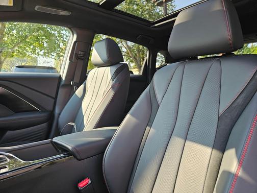 2025 Acura ADX A-Spec with Advance