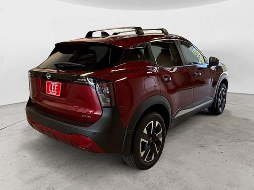 Scarlet Ember T 2026 Nissan Kicks SV