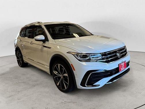 Opal White Pearl Effect 2024 Volkswagen Tiguan 2.0T SEL R-Line