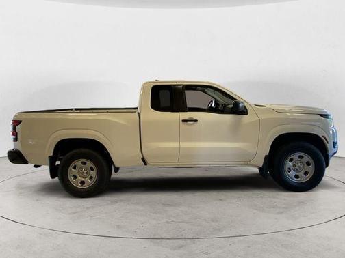 2025 Nissan Frontier S