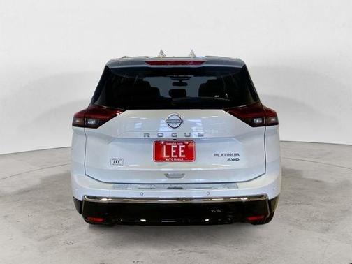 Everest White P 2026 Nissan Rogue Platinum