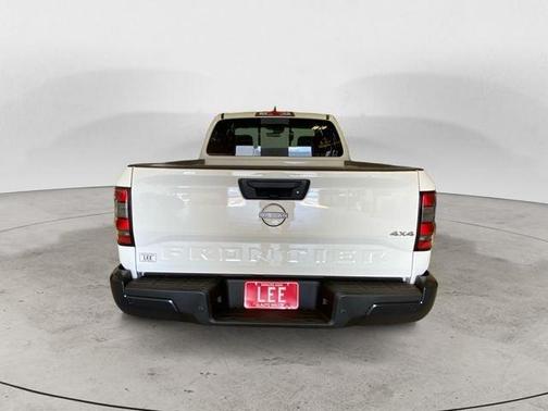 2025 Nissan Frontier S