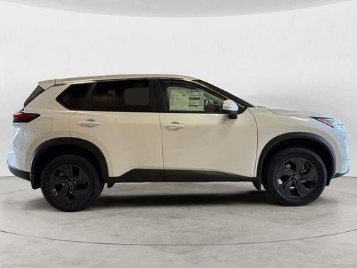 Everest White P 2026 Nissan Rogue SV