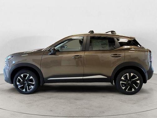 Canyon Bronze M 2026 Nissan Kicks SV