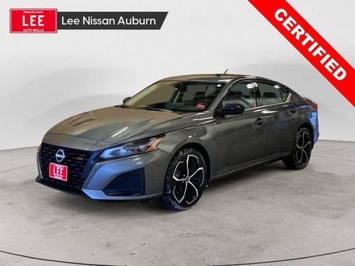 2025 Nissan Altima SR