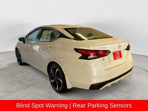 2025 Nissan Versa 1.6 SR