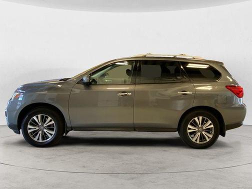 2018 Nissan Pathfinder S