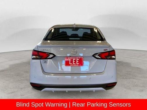 2025 Nissan Versa 1.6 SR