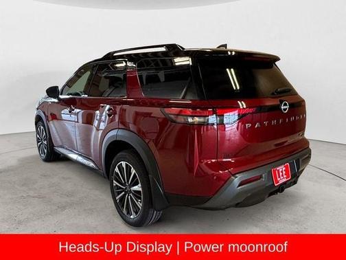 2t Red Blk Roof 2026 Nissan Pathfinder Platinum