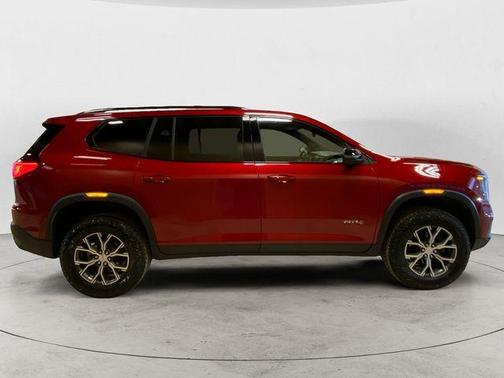 2024 GMC Acadia AT4