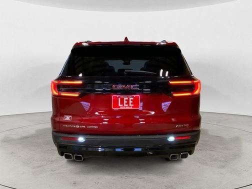 2024 GMC Acadia AT4