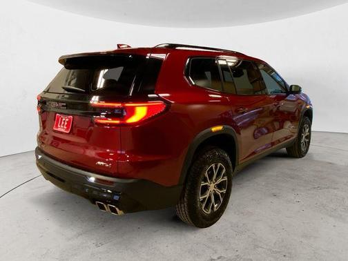2024 GMC Acadia AT4