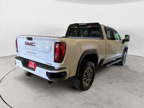 2022 GMC Sierra 2500 AT4