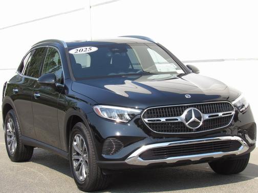 2025 Mercedes-Benz GLC 300 