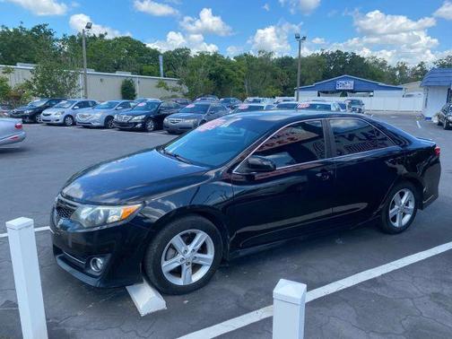 2013 Toyota Camry SE