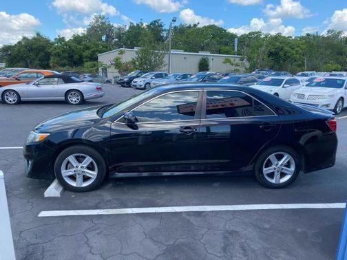 2013 Toyota Camry SE