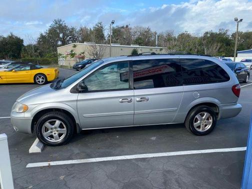 2005 Dodge Grand Caravan SXT