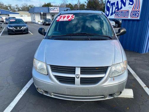 2005 Dodge Grand Caravan SXT