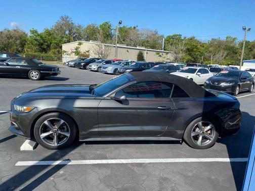 2016 Ford Mustang V6