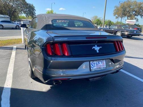 2016 Ford Mustang V6