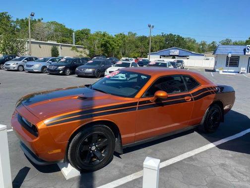 2011 Dodge Challenger Base